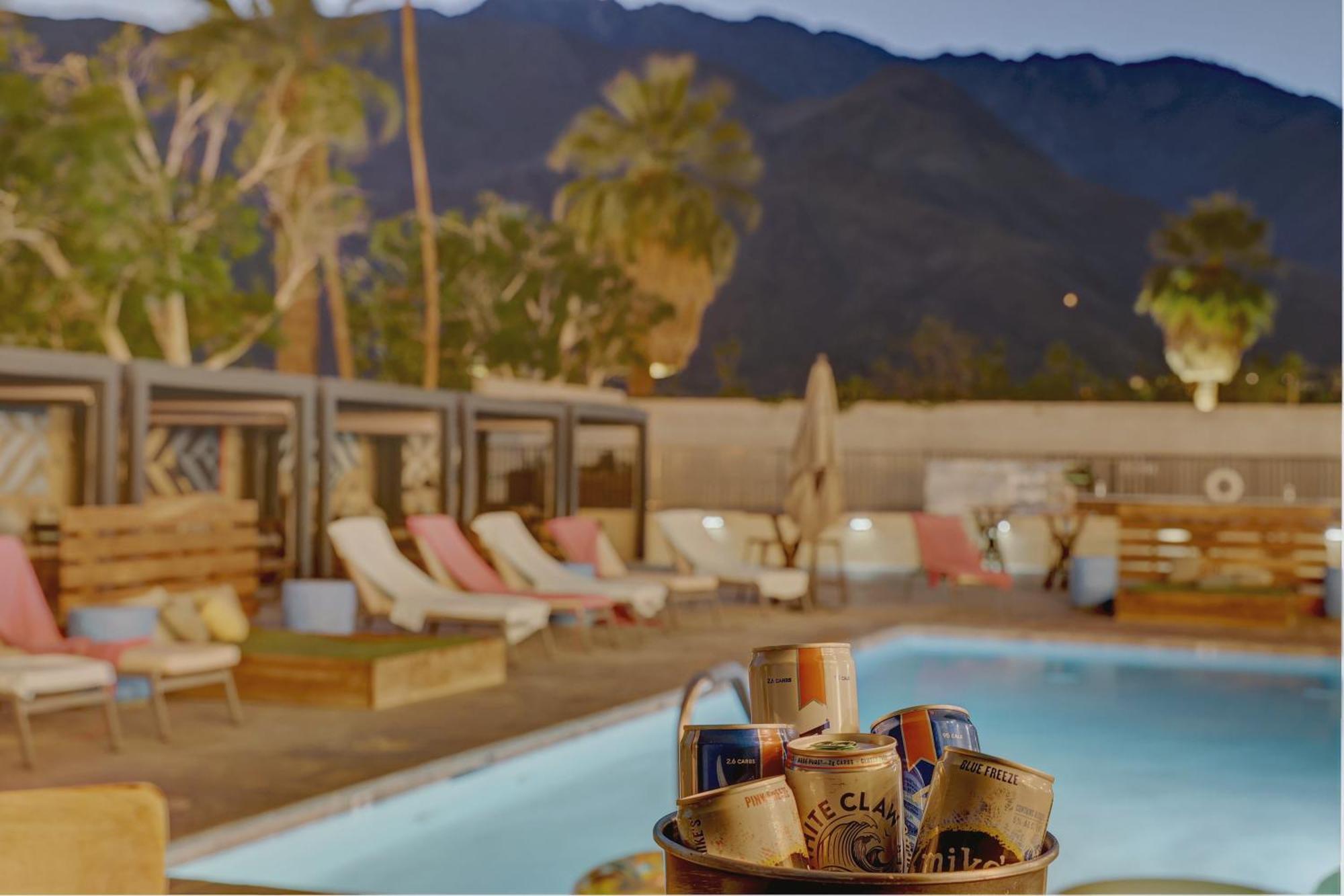 Hotel The Infusion Beach Club Palm Springs Exterior foto