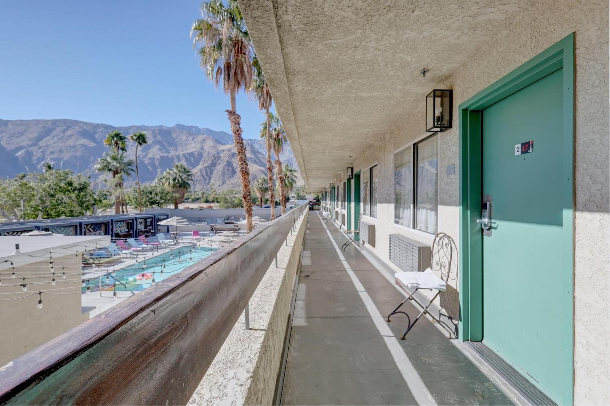 Hotel The Infusion Beach Club Palm Springs Exterior foto